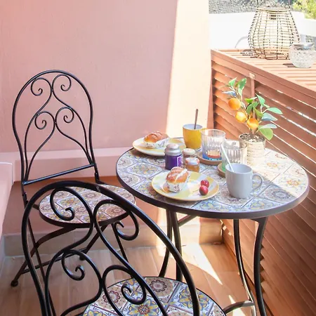 Cosy Lumineux Avec Balcon Διαμέρισμα