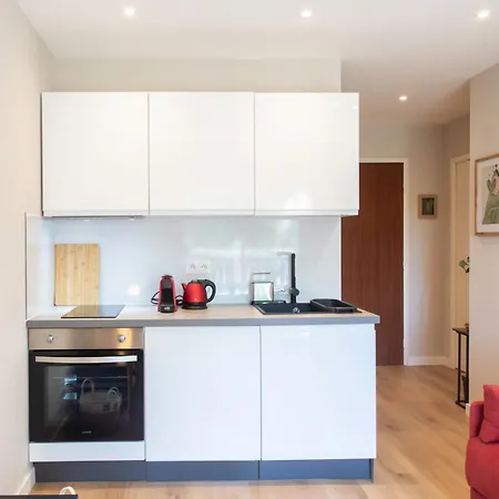 Cosy Lumineux Avec Balcon Διαμέρισμα *